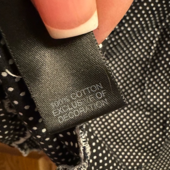 Woman’s 18/20 Sleeveless Top - Picture 5 of 7